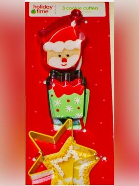 Christmas Cookie Cutter Set 3 Metal Santa Claus Star Holiday Wrapped Gift